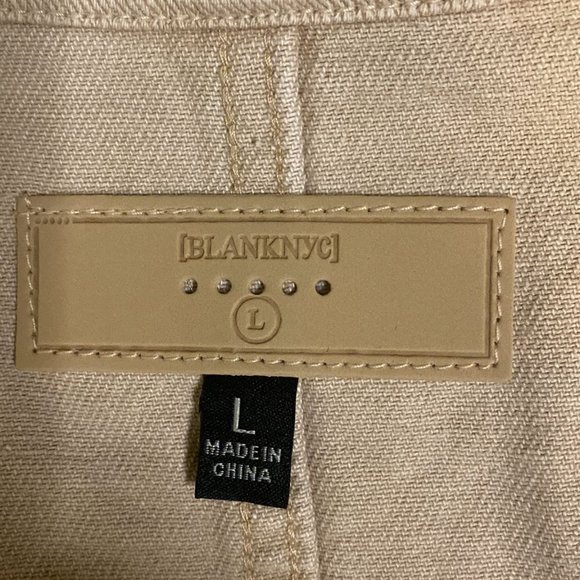 BLANKNYC Women's Cropped Denim Jacket - Picture 4 of 5